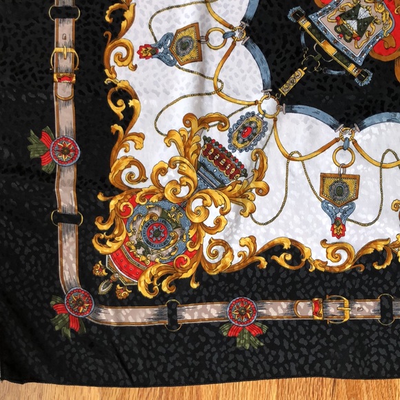 VTG Glamour Oversized Square Scarf - Picture 6 of 9